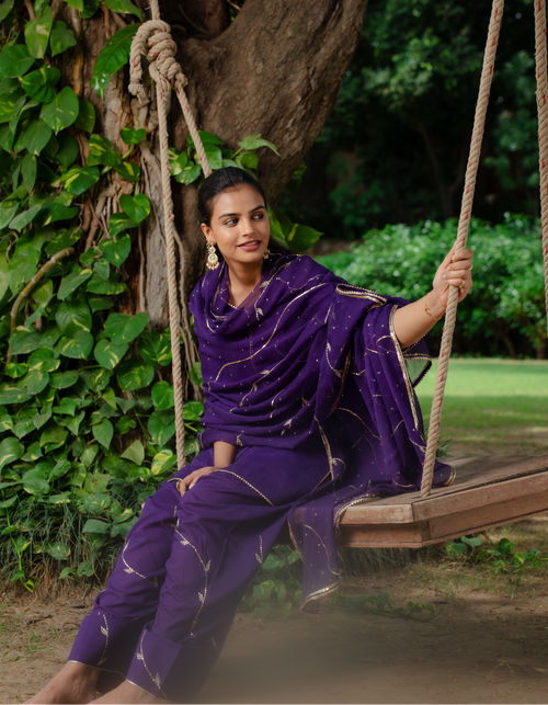 Aari Purple Farshi Set