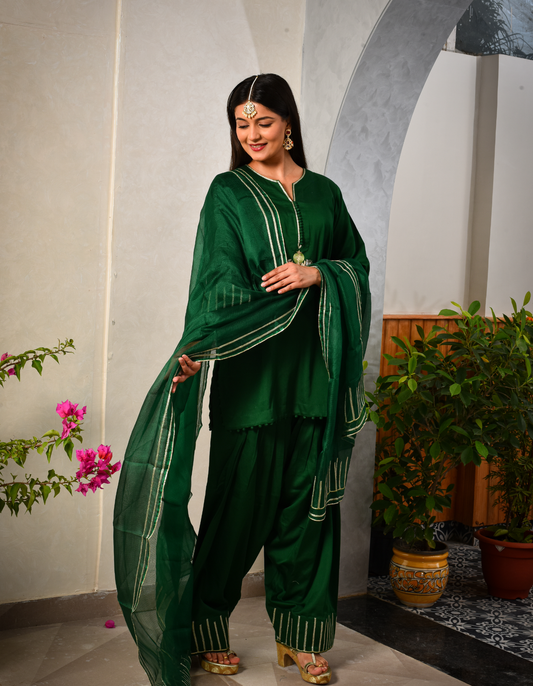 Green Ayana Farshi Set