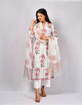 Saumya L Kurta & Dupatta Set