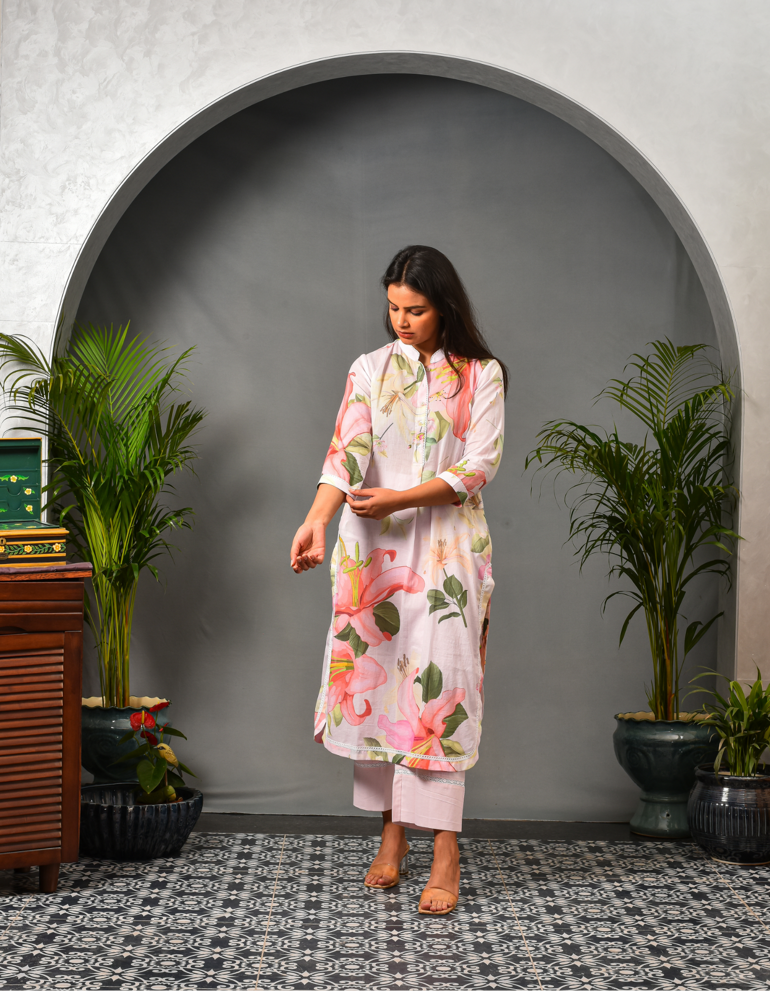 Ira Pink Straight Kurta & Pant Set