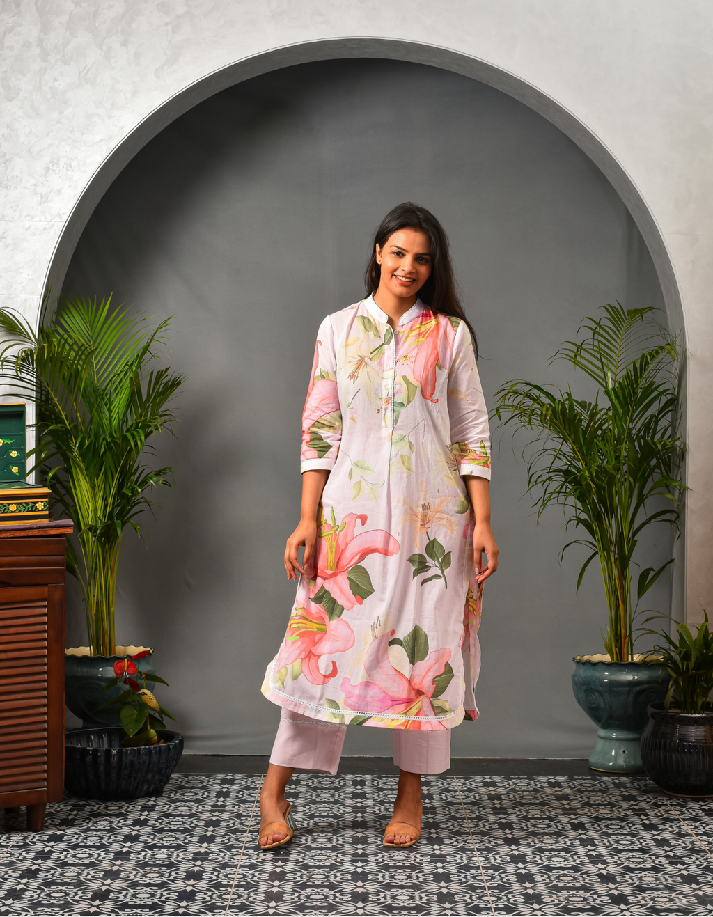 Ira Pink Straight Kurta & Pant Set