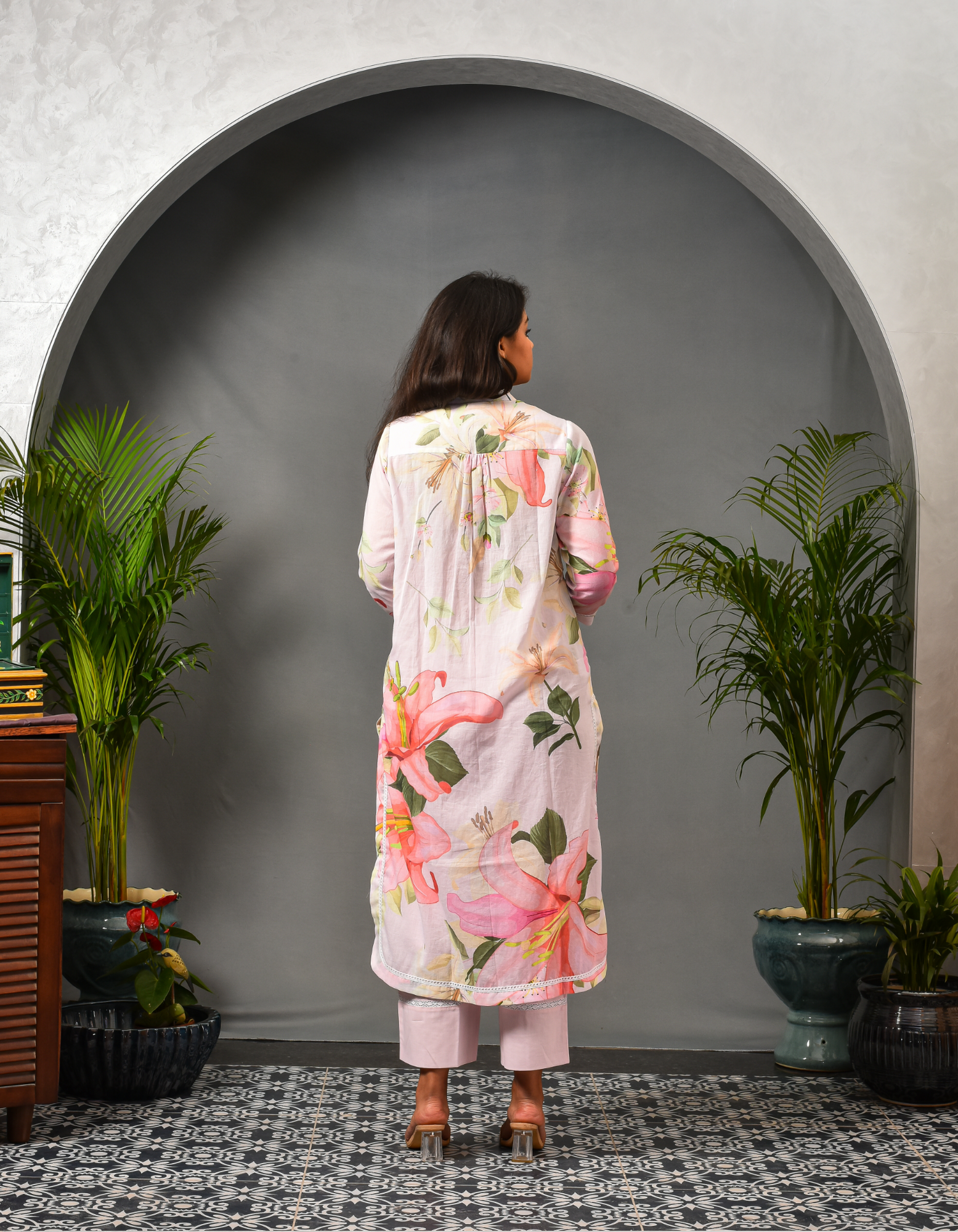 Ira Pink Straight Kurta & Pant Set