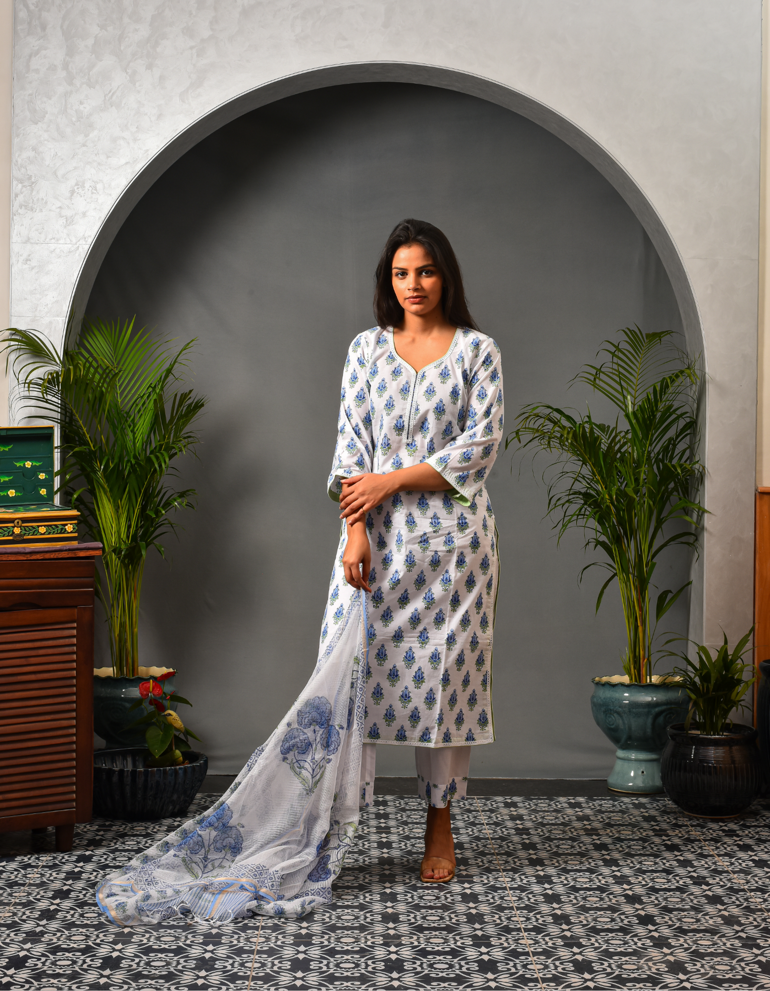 Nayera Booti Straight Full Set